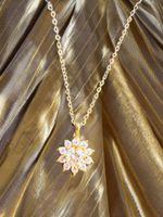 Collier fleur Moissanite
