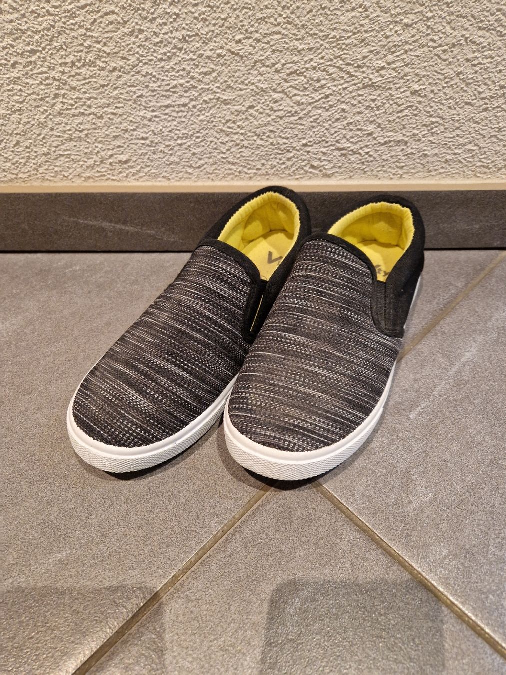 Chaussures garçon: Schuhe Gr. 34 – D'occasion à Ohmstal par wil_xp75