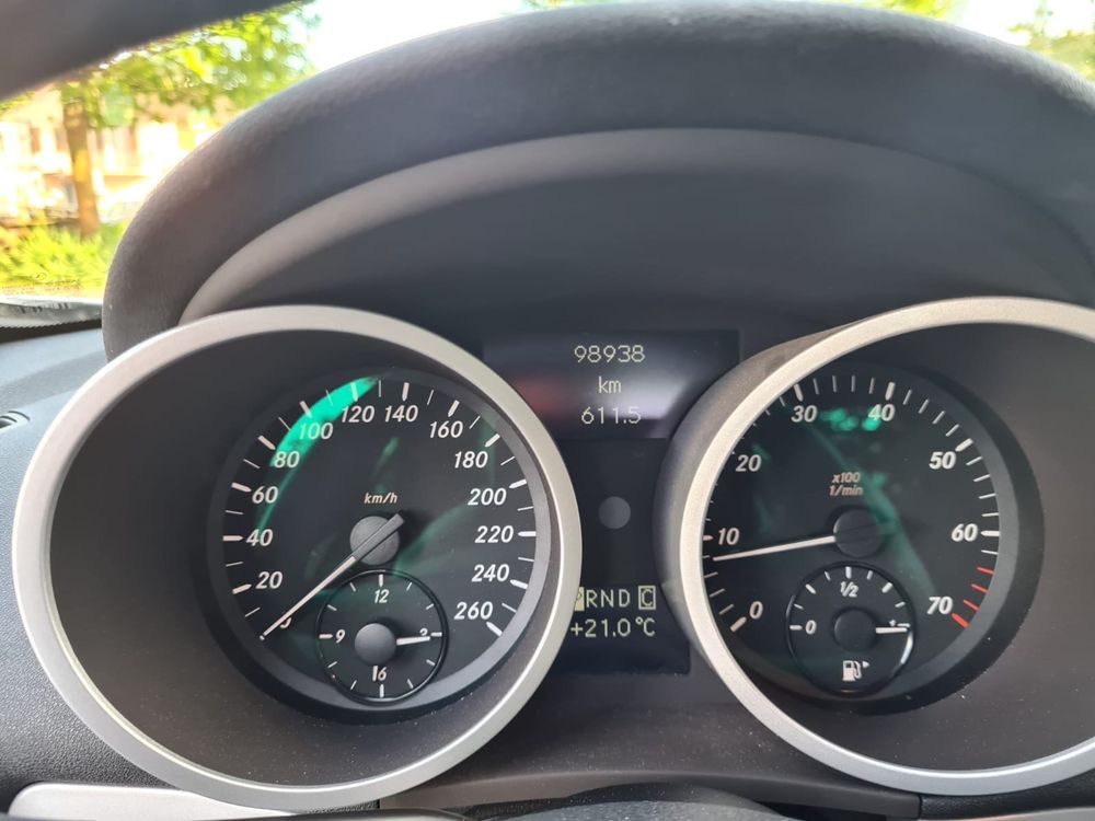 Mercedes-Benz Automobili: Mercedes SLK 350 – Usato da Hirschthal venduto da Protec0 2
