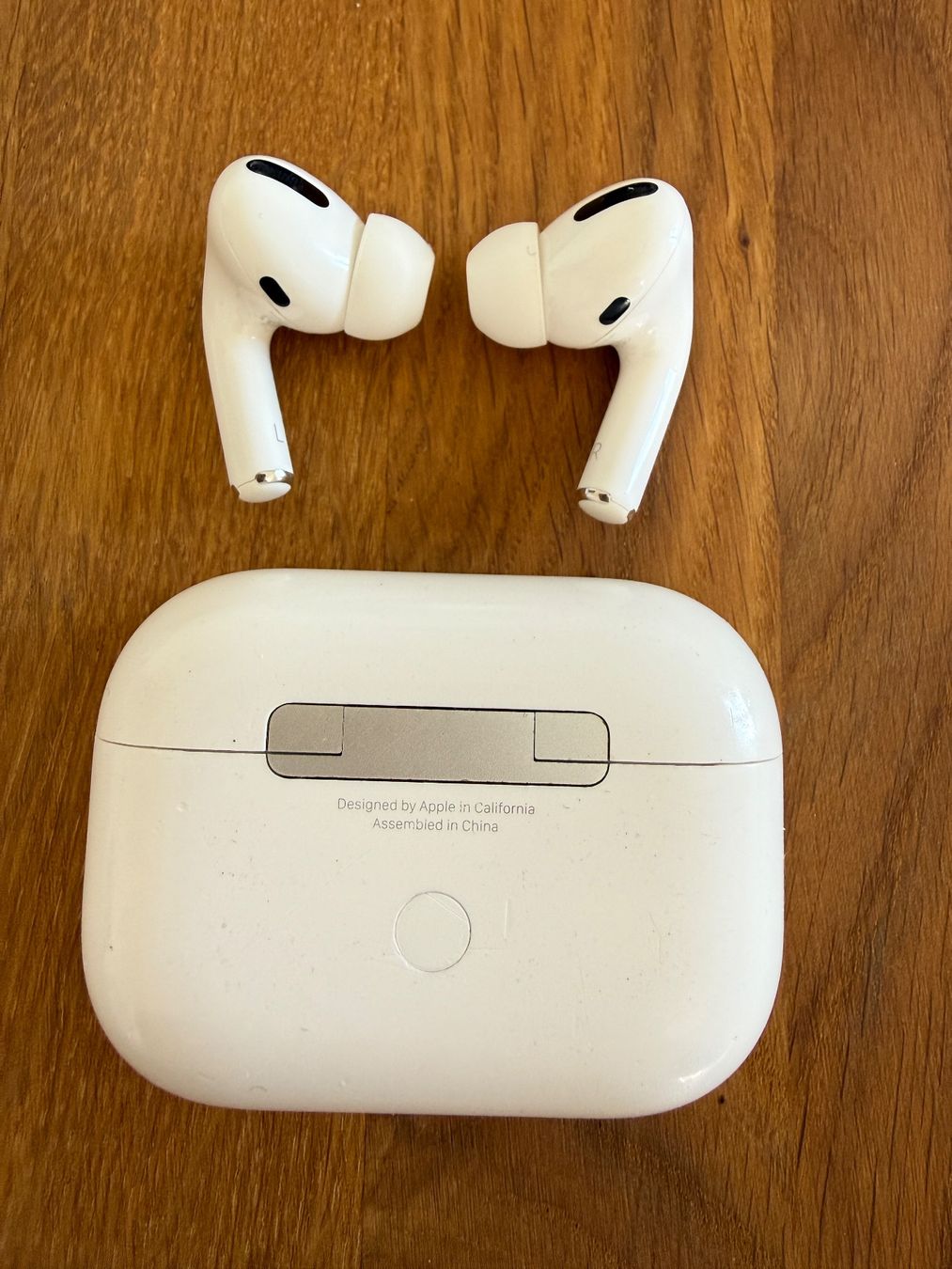 Apple Cuffie: APPLE AirPods Pro 1 – Usato da Lausanne venduto da Nine1982 4