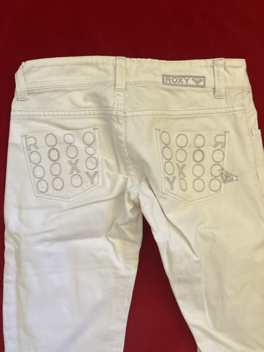 Roxy Jeans: Roxy Jeans weiss Grösse 27 Slim Fit gebraucht – Usato da Muralto venduto da jac_hkz5 5