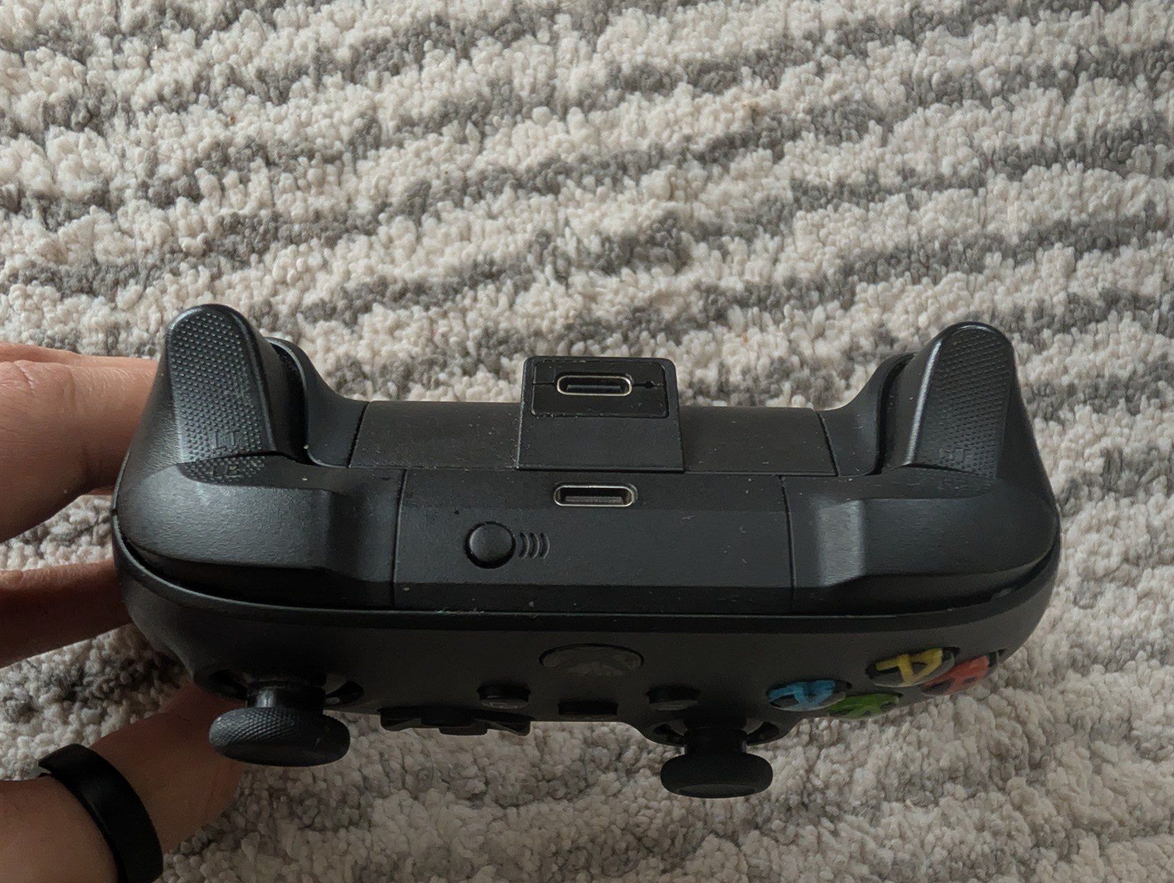Microsoft Controller: Xbox Controller Series S/X + Batterie Extension Pack x 2 – Gebraucht aus Bern von knuspersnack 2