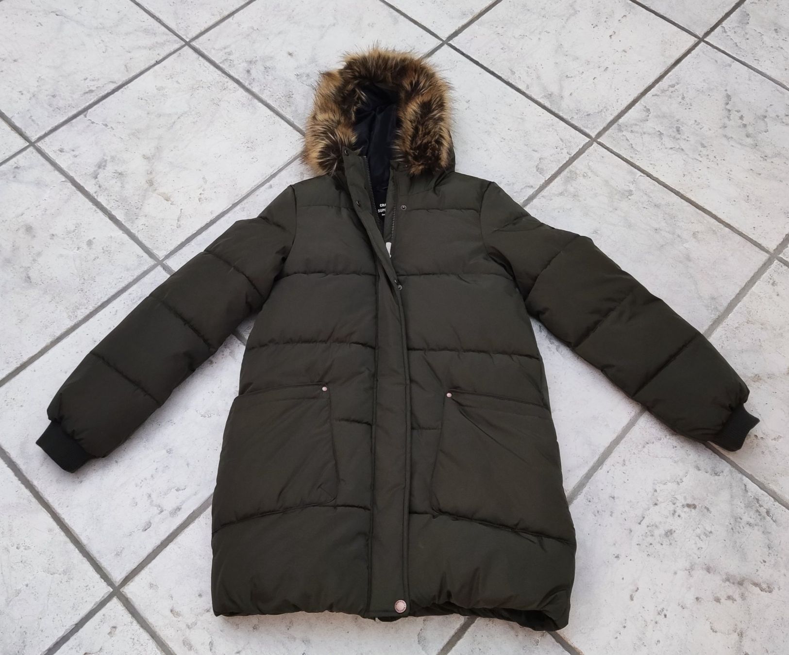 Giacche & Cappotti: Mädchen Wintermantel Gr.170 – Usato da Chur venduto da Rodanisa