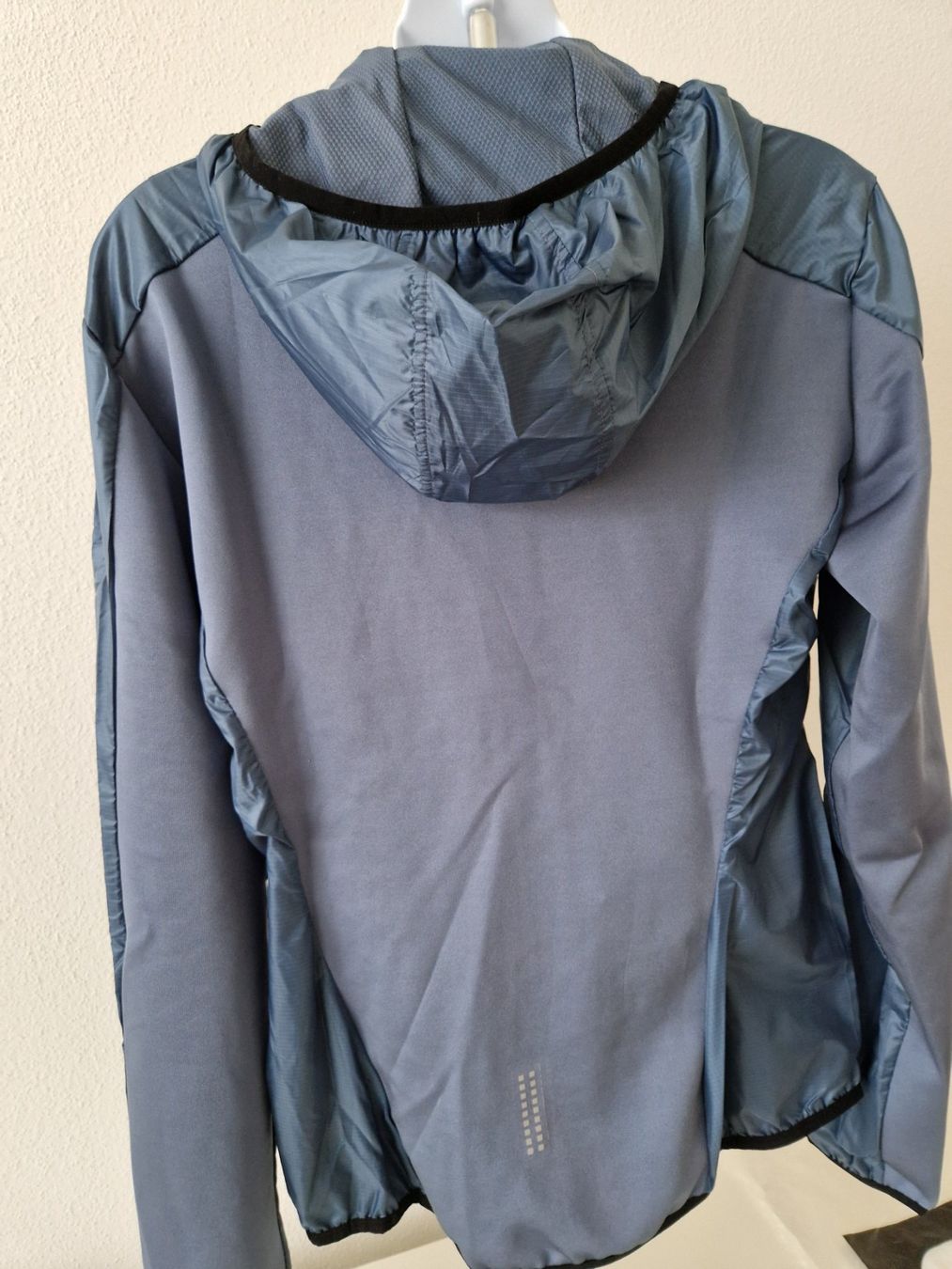 Jacken: Sportjacke von Sportful – Neu und originalverpackt aus Wettingen von kruemi 1