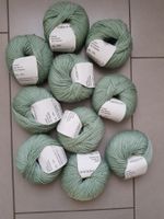 Merino Wolle 90% Merino 10% Polyester 10 Knäuel
