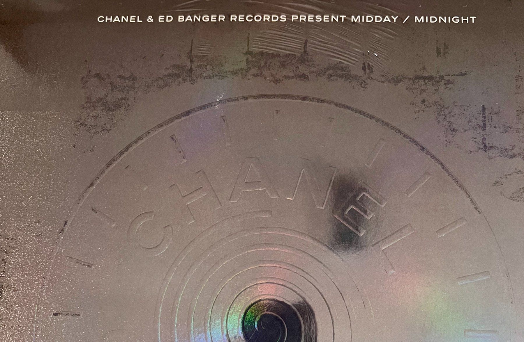 Dischi in vinile: Disque vinyle CHANEL & Ed Banger Midday édition limitée NEUF – Nuovo e nell'imballaggio originale da Genf venduto da SALES2013SALES 3