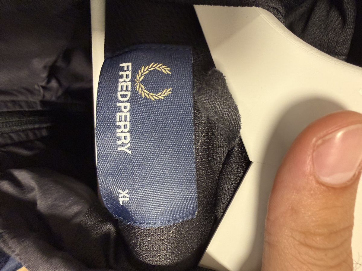 Fred Perry Jacken: Fred Perry Jacke – Gebraucht aus Blumenstein von D.Mosi 2