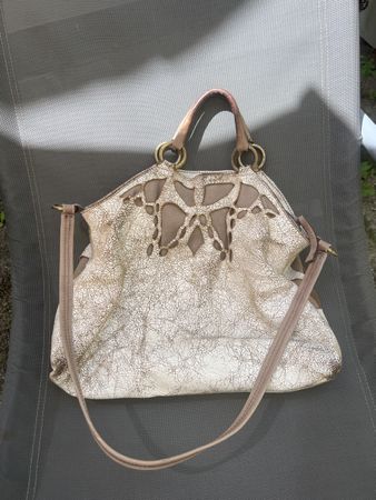 Tasche von Maliparmi
