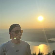 Profile image of fkr_jh8n