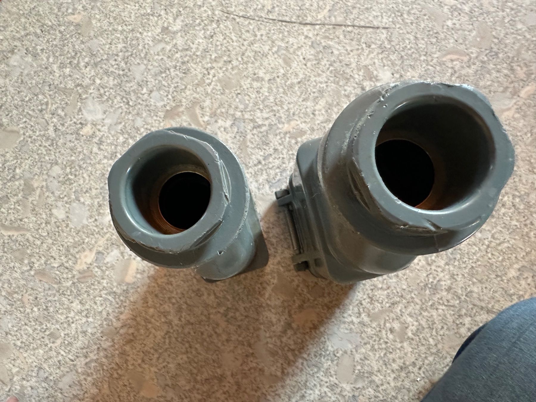 Spine: J 40 5 Polig  Stecker + Kupplung CMC – Usato da Huttwil venduto da Bolpa 5
