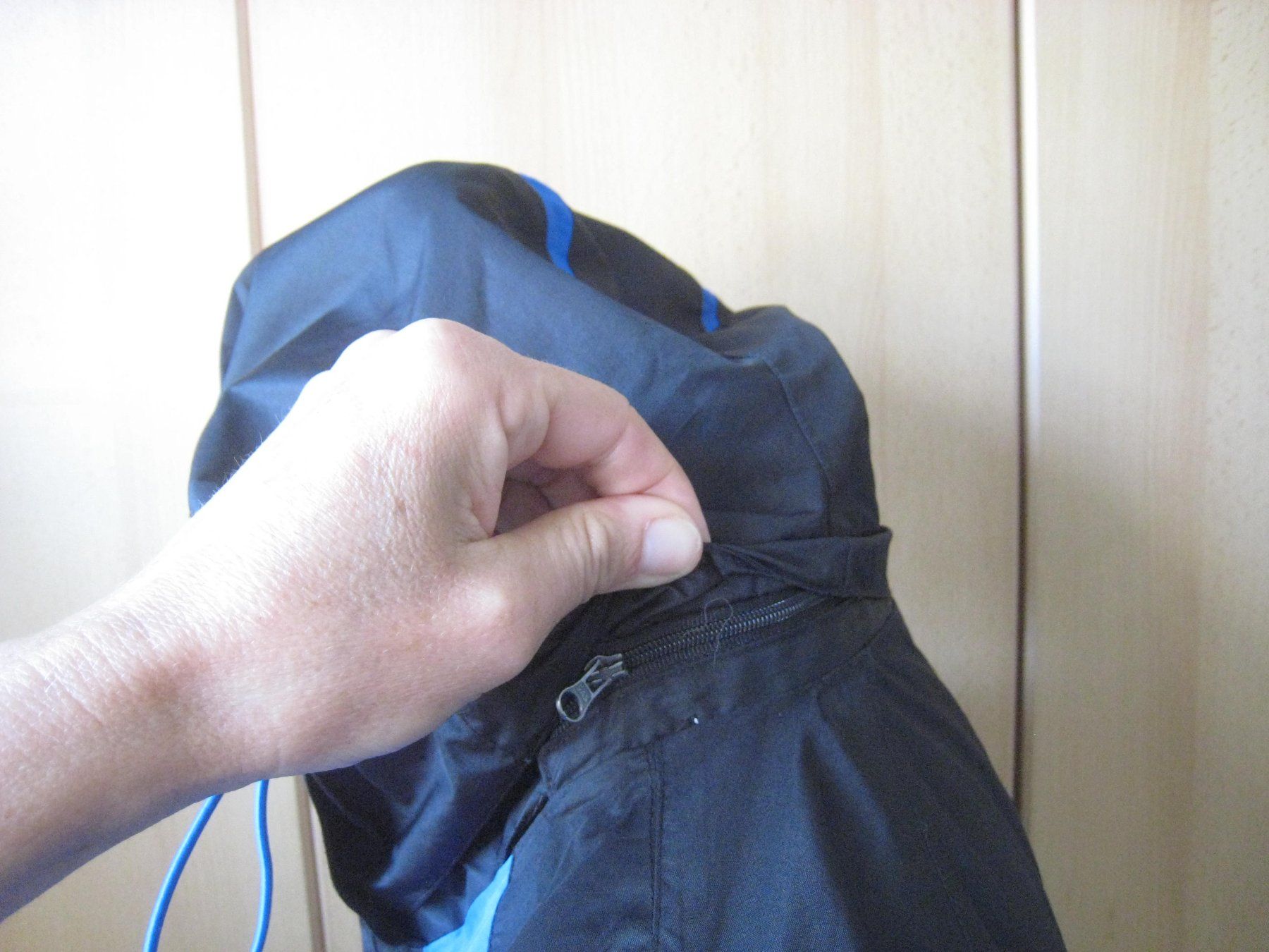 Giacche: blau-schwarze Crivit Winter-JACKE Gr. 52 – Usato da Dättlikon venduto da Mamakuga 3