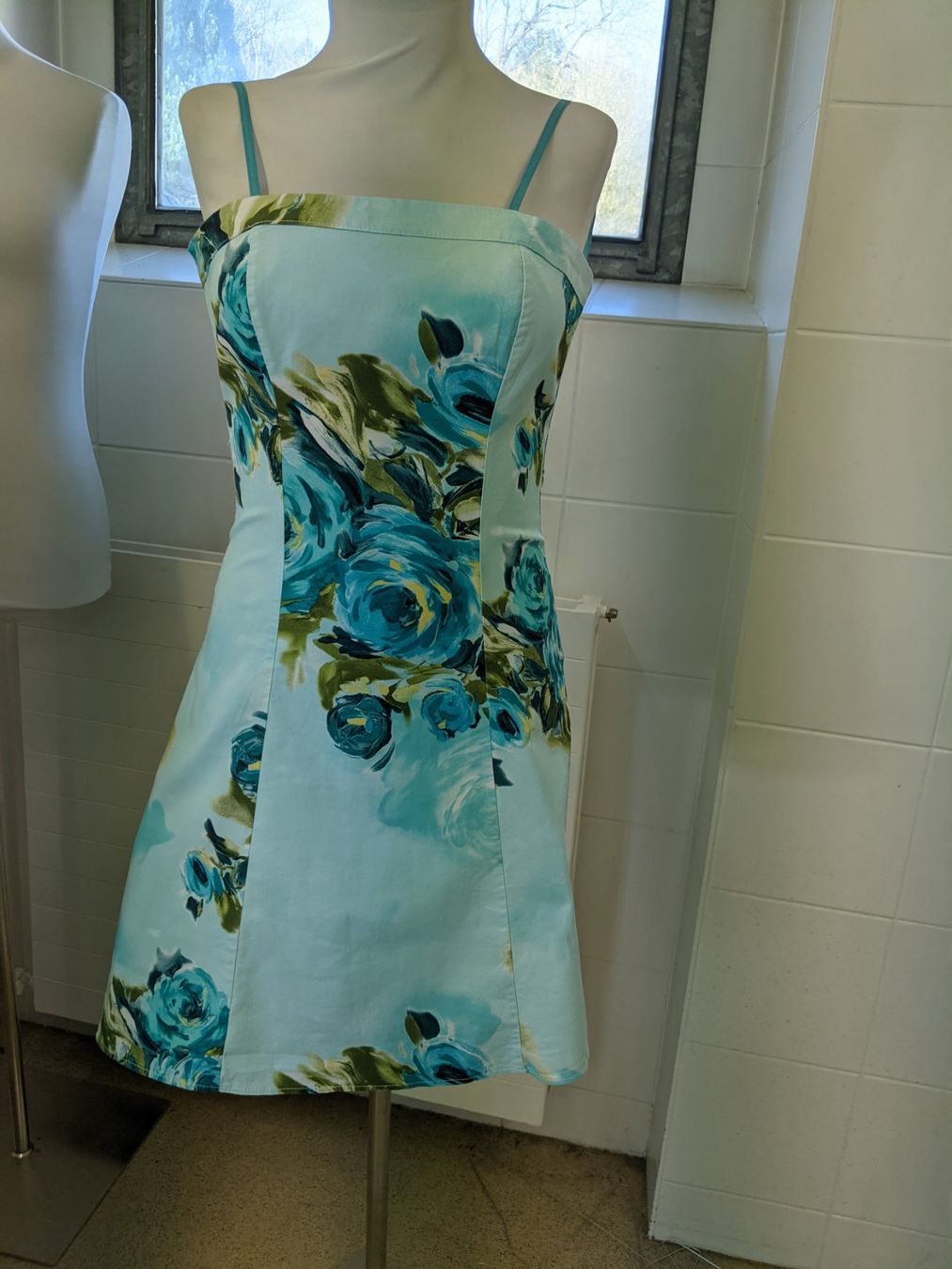 Kleider: Damenkleid Gr 34 – Neu (gemäss Beschreibung) aus Langnau am Albis von Judithsebi 1
