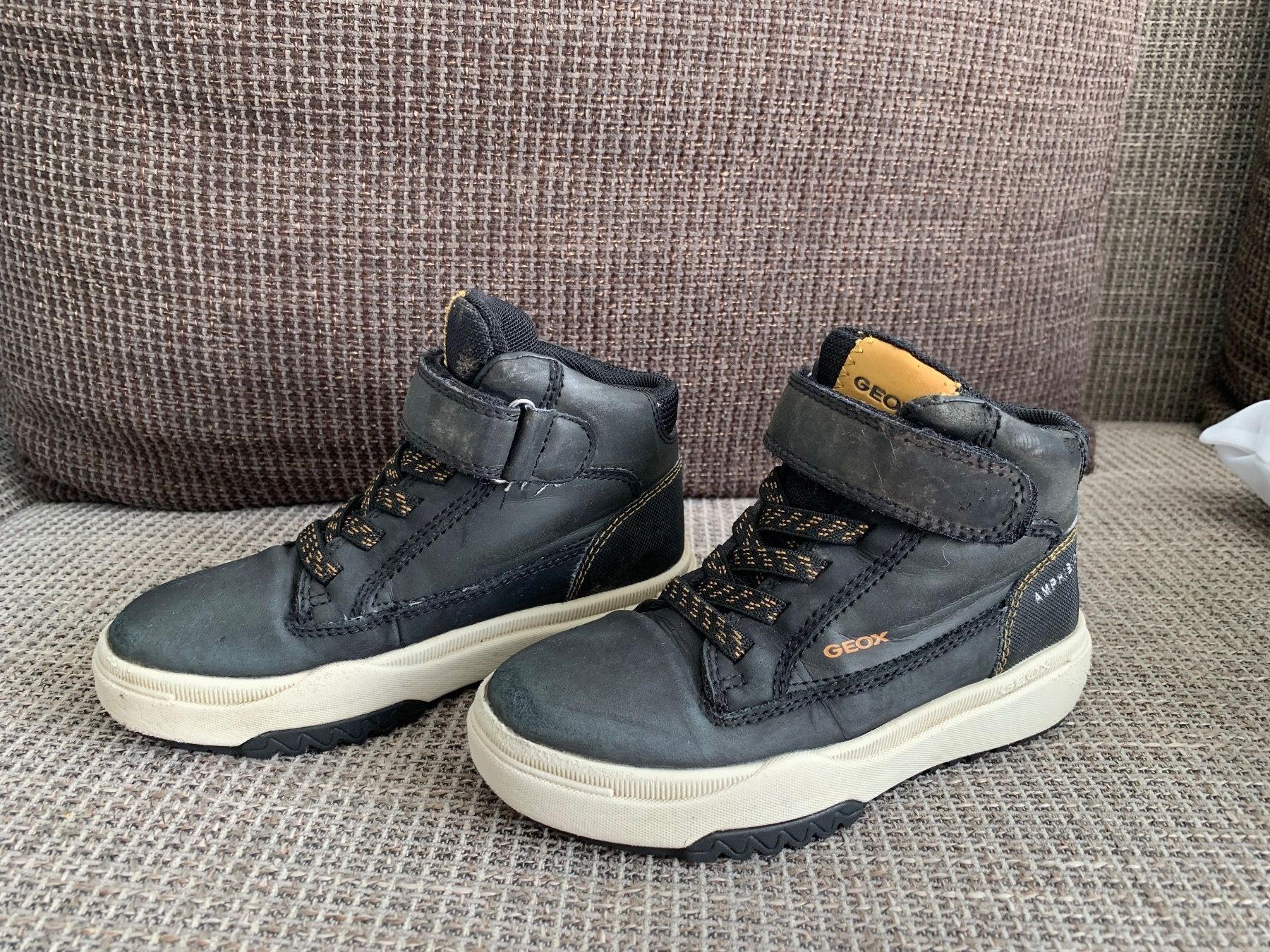 Geox Schuhe für Jungen: Boots, Stiefeletten, Sneaker von GEOX – Gebraucht aus Waltenschwil von Schmetterling2015 1