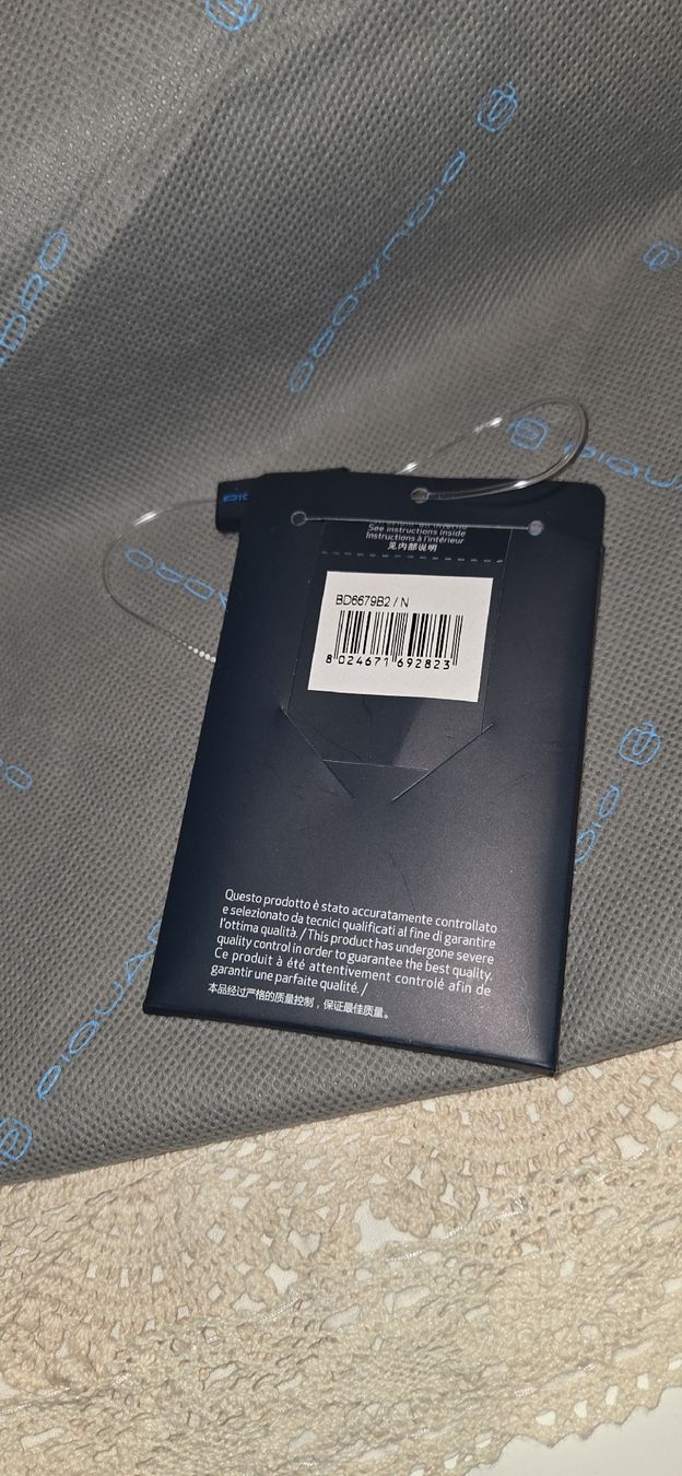 Piquadro Borse da donna: Piquadro Tasche schwarz Leder neu – Nuovo e nell'imballaggio originale da Busswil BE venduto da Angy1974 3