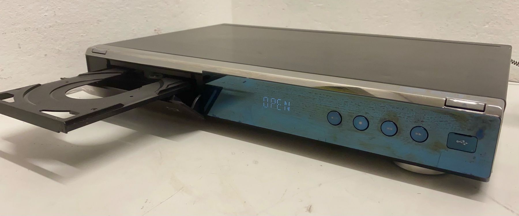 Samsung Lettore multimediale & Streamer: LG Blu-Ray Player BD390 – Usato da Niederdorf venduto da LeptonAG 1