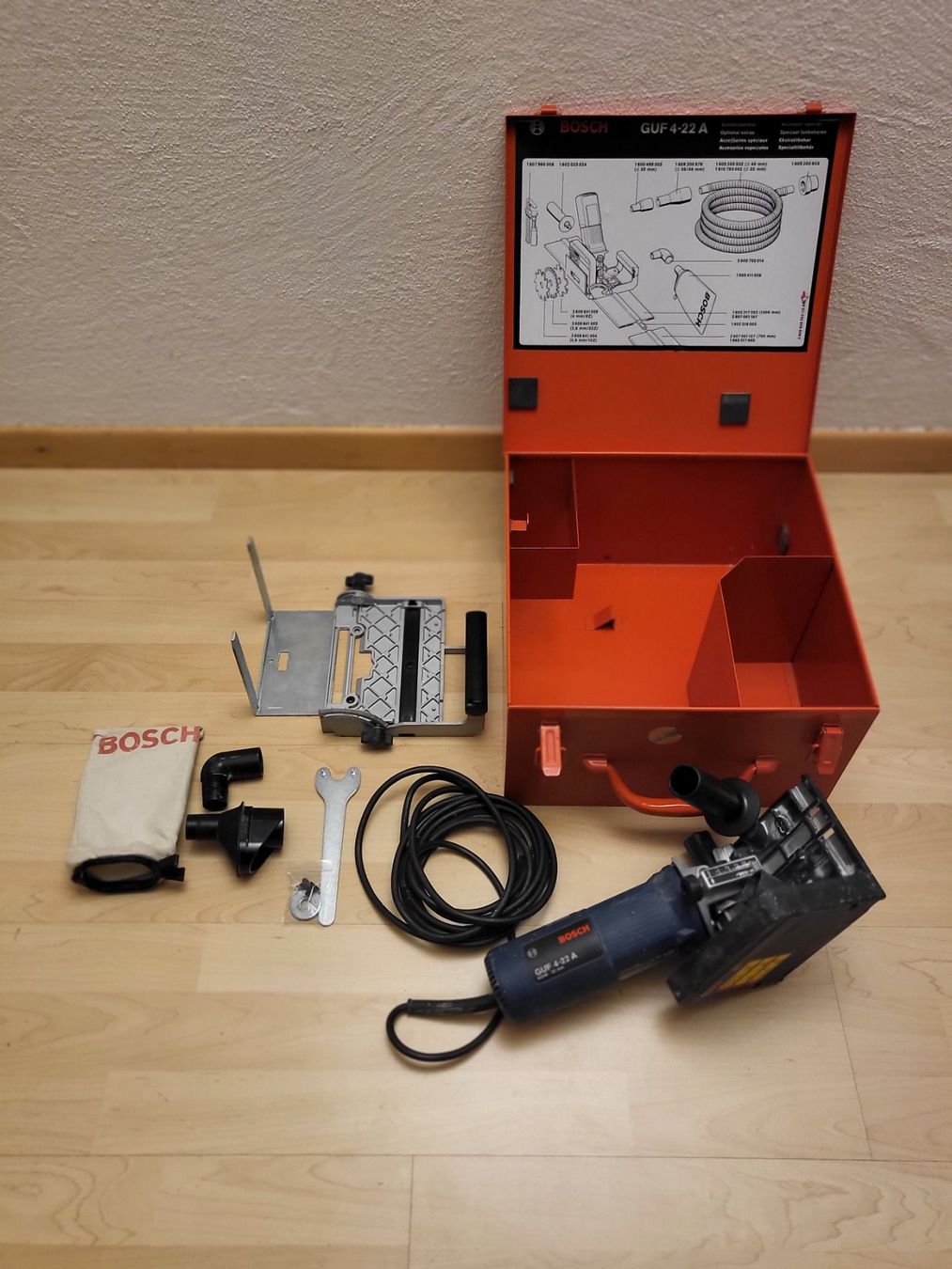 Alle Maschinen: Bosch GUF 4-22 A mit Koffer – Gebraucht aus Pfäffikon ZH von telve 1