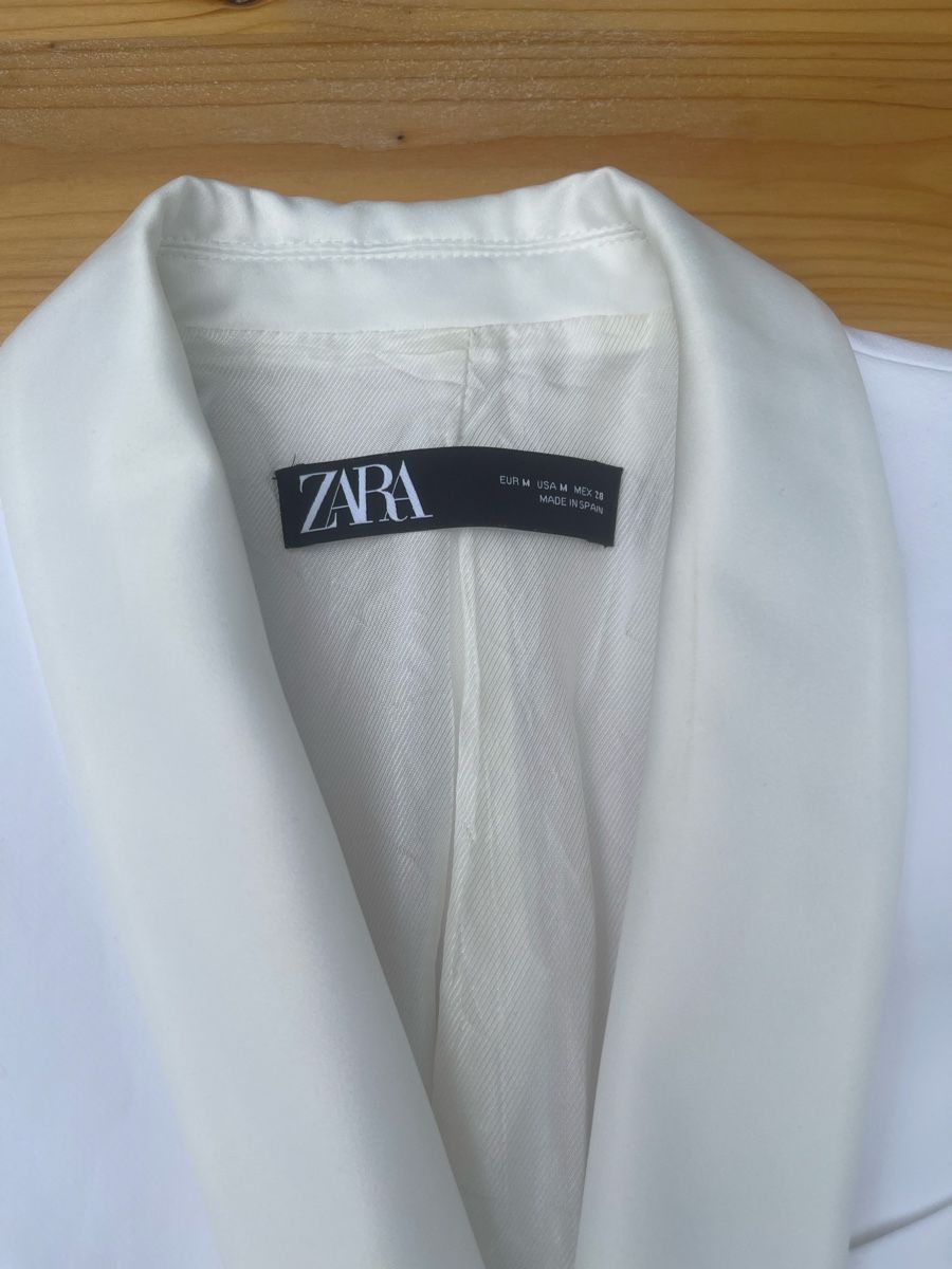 Zara Completi & Tailleur: Weisser Blazer Zara gr. M – Usato da Luzern venduto da Cyrill81 1