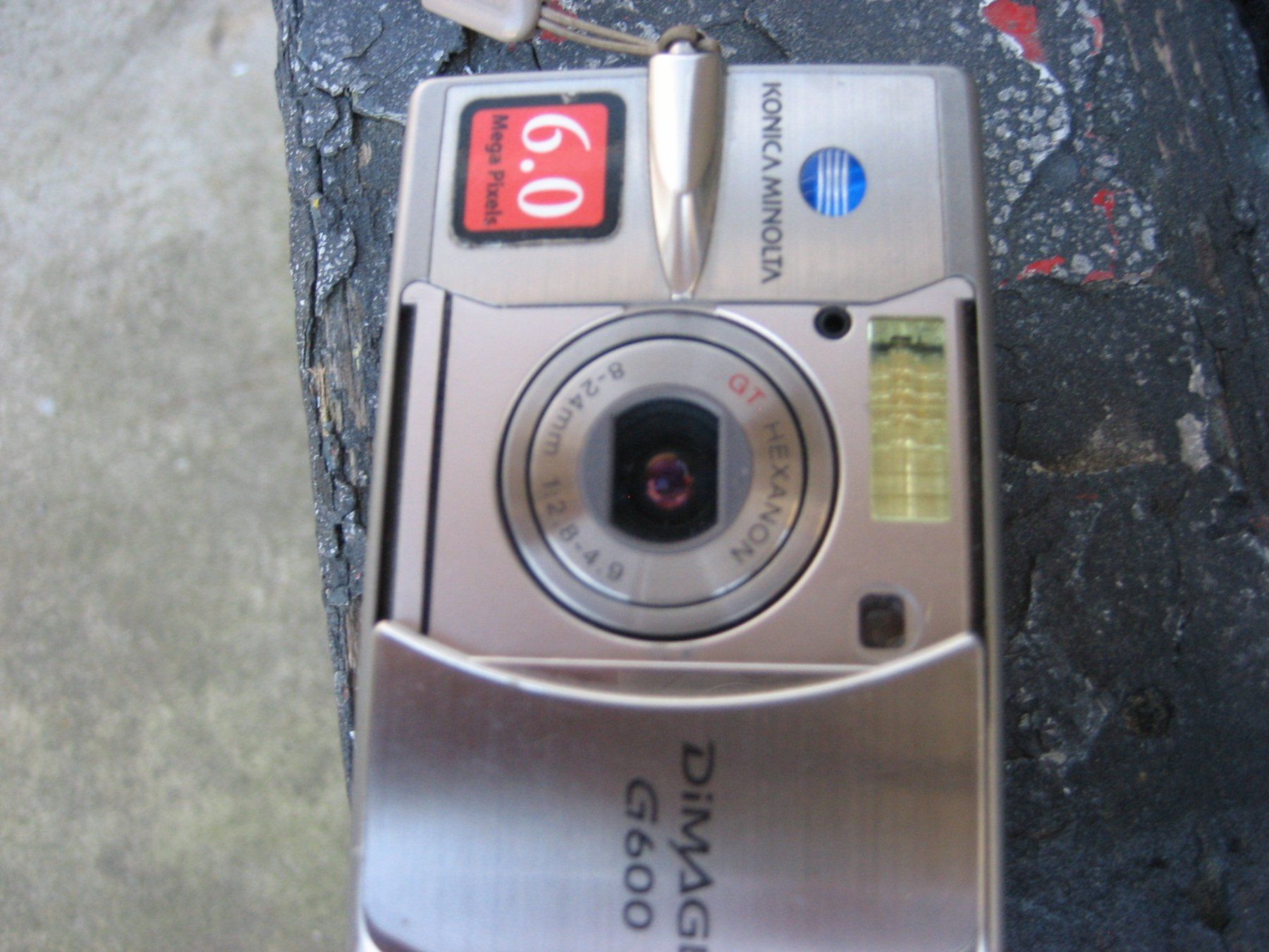 Konica Fotocamera: Digitalkamera Konica Minolta Dimage G600 – Usato da Buch b. Märwil venduto da Pronet 4