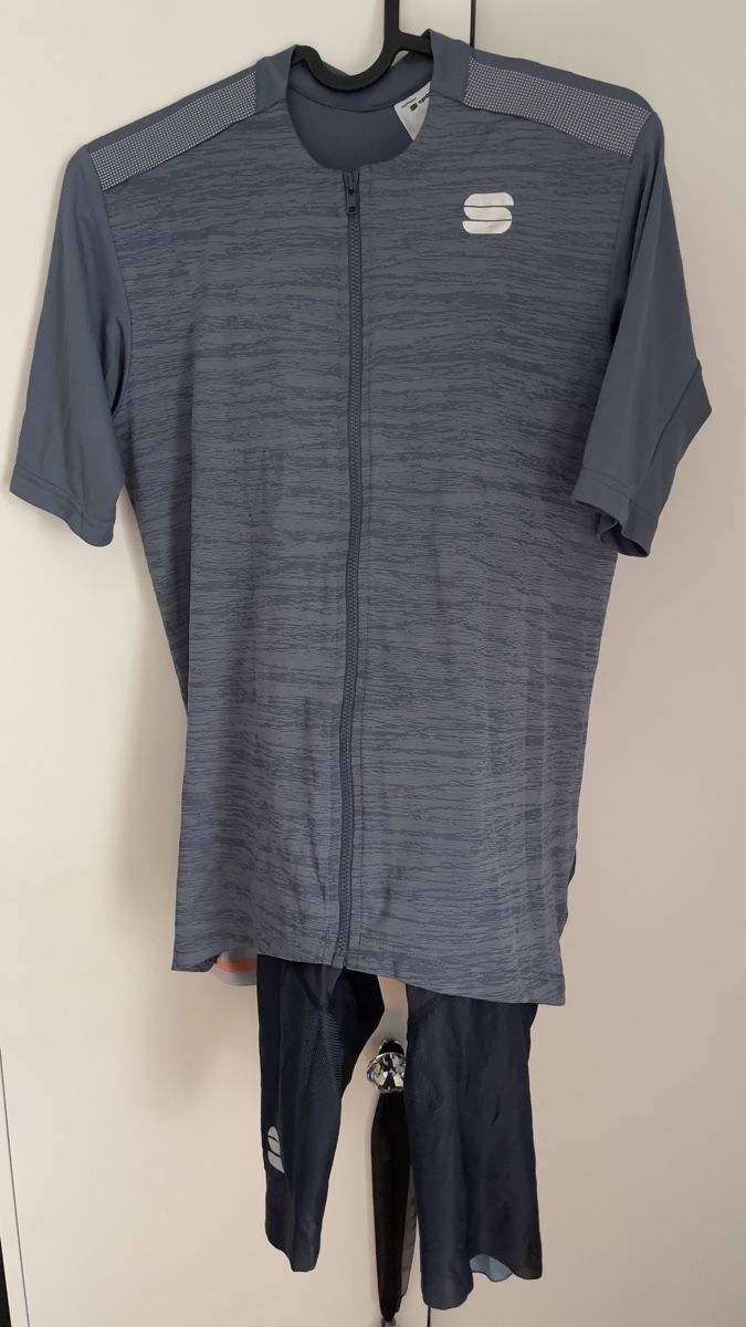 Maillots de corps & Pantalons: Sportful Jersey & Bibs  – D'occasion à Liebefeld par ottas 5