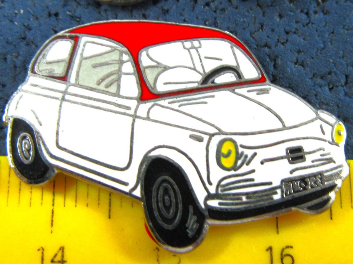Fiat Placchette & Badge: FIAT 500 AUTO PIN ENAMEL – Usato da Ettingen venduto da Hausi4711 1