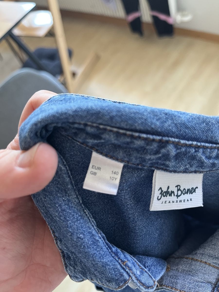 Hemden, T-Shirts & Polos: Jeans-Hemd Grösse 140 – Gebraucht aus Bern von piweli 1