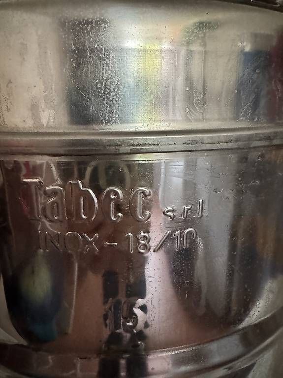 Altro per la casa: Tanica per olio o vino con rubinetto – Usato da Lugano venduto da rob_9cln 1