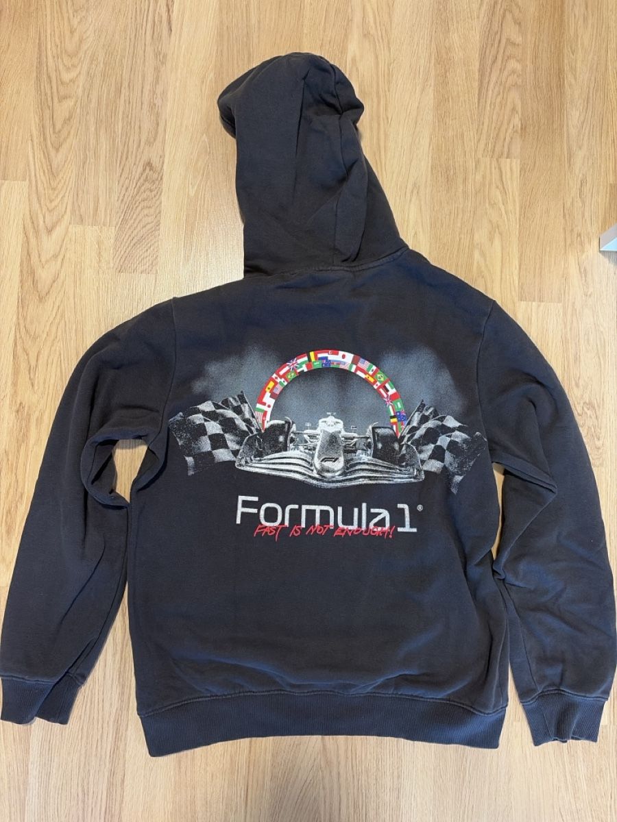 H&M Maglioni & Felpe: Sweat/Hoodie formula 1 – Usato da Chavannes-Renens venduto da kar_rl5v