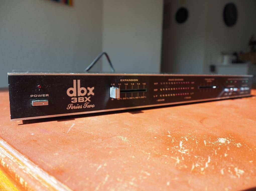 Equalizzatori: DBX 3BX Series Two – Usato da Zürich venduto da Francois236
