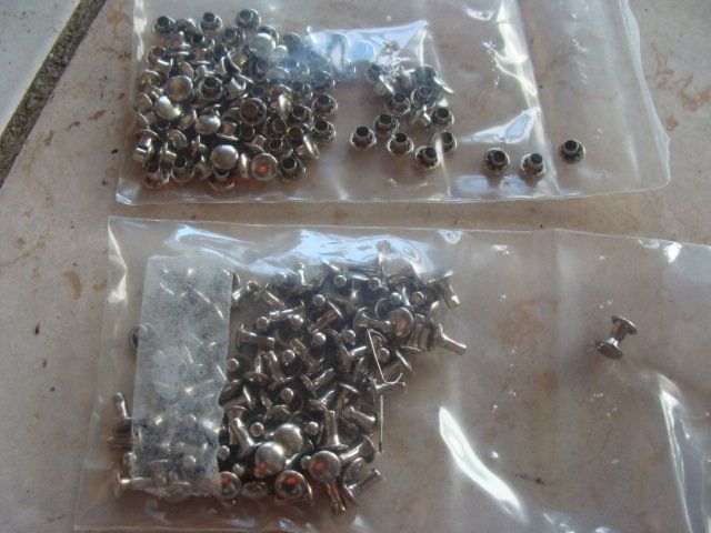 Schweizer Armee Armi bianche: Militaire, d'ordonnance,   100 petits rivets – Usato da Cuarny venduto da hen_g7hn 2