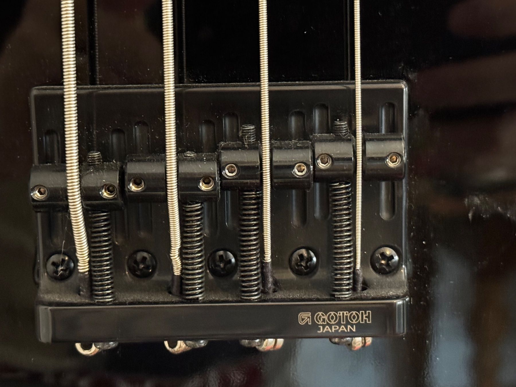 Cort Instruments de musique: Cort PJ bass with active electronics and upgraded hardware – D'occasion à Zürich par colorblindrummer 4