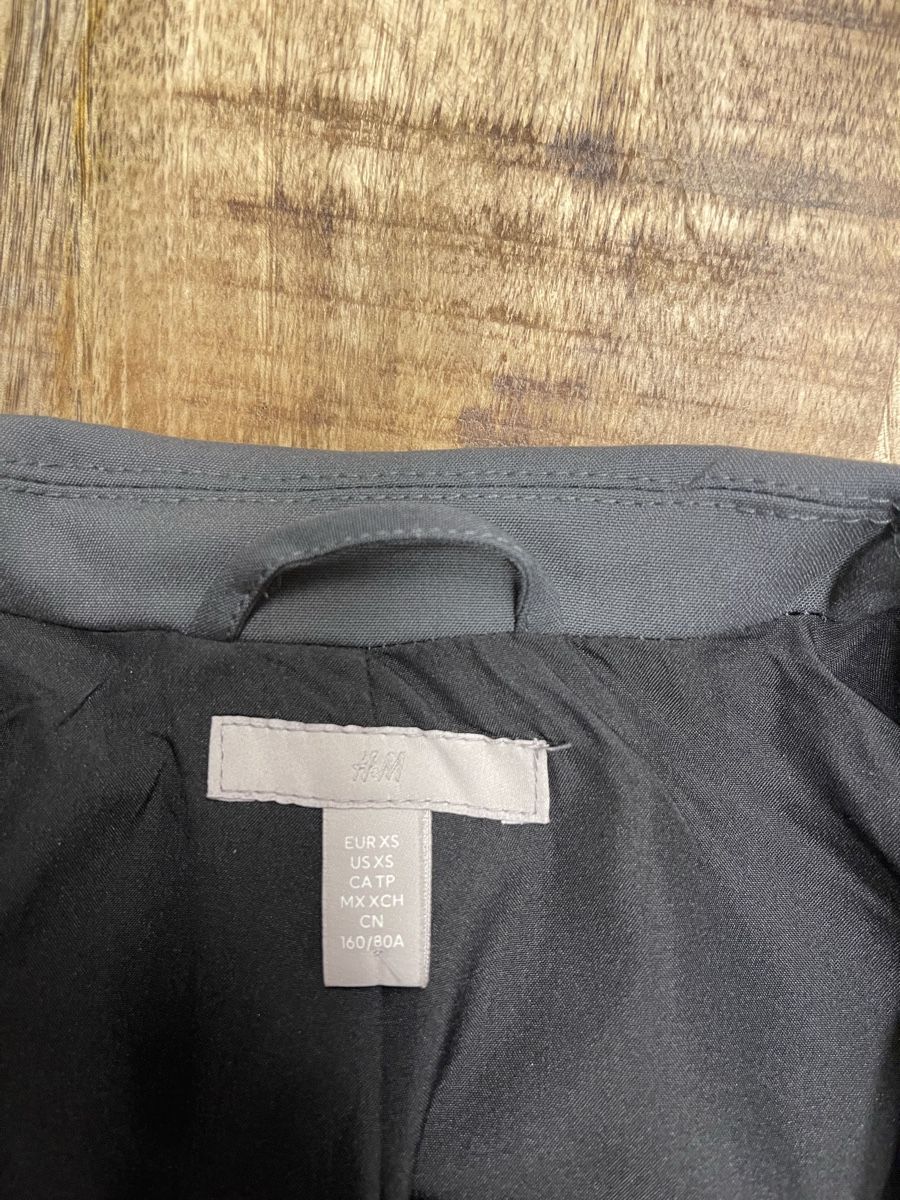 H&M Giacche: Damen Blazer – Nuovo (secondo la descrizione) da Zollikon venduto da meeelissaa 3