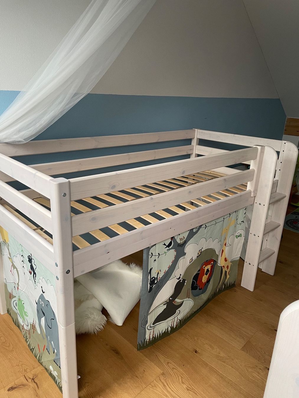 Flexa Betten: Kinderbett - Halbhoch – Gebraucht aus Kloten von