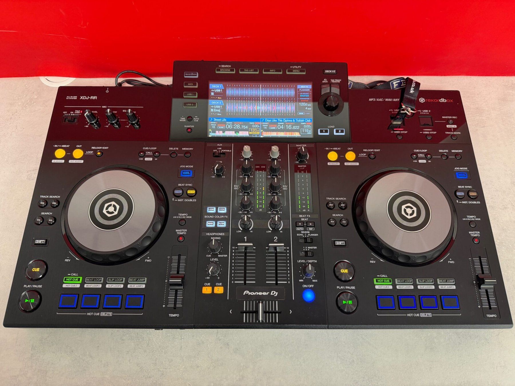 Pioneer Platines de mixage: Pioneer XDJ-RR DJ System + Decksaver – Neuf (Voir description) à Geneve par floma_