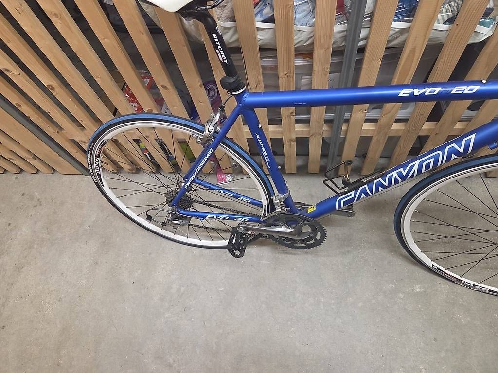 Vélos: CANYON evo 20 – D'occasion à Cologny par yan_w7s6 2