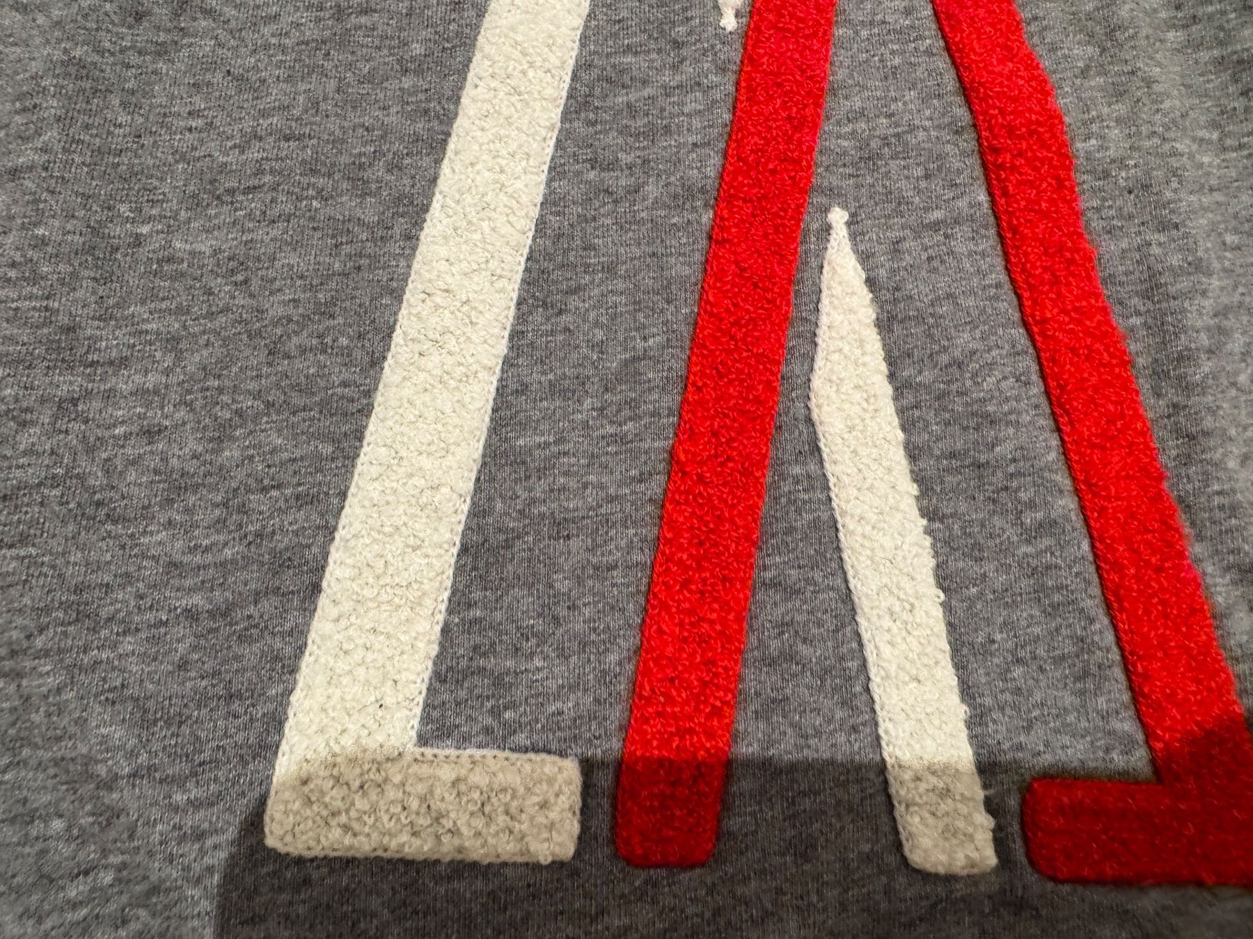 Moncler Pullover & Sweatshirts: Moncler cooler Pulli /Shirt, 10J 140 – Gebraucht aus Klingnau von Markus14 2