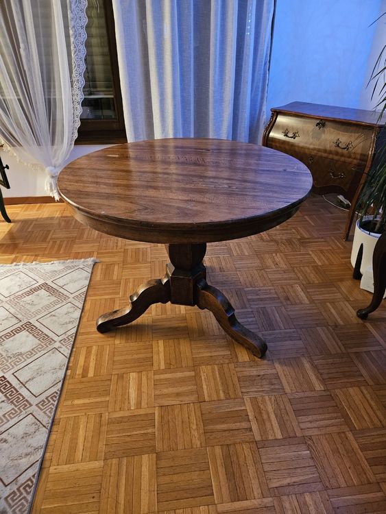 Rund Tisch Massiv Holz Antik (Gebraucht) in Wilen b. Wil für CHF 71 ...