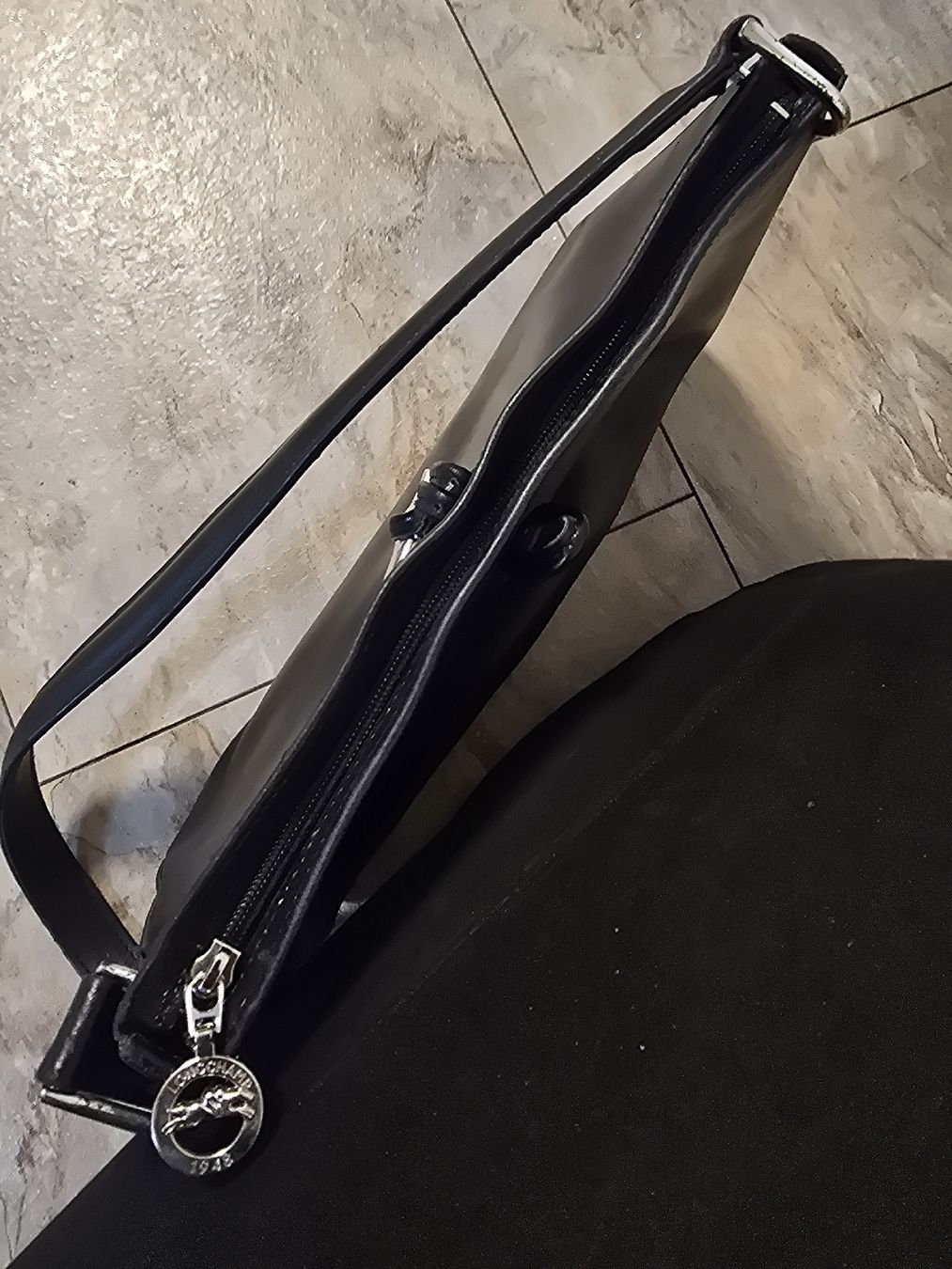 Longchamp Borse da donna: Sac à main Longchamp cuir noir  – Usato da Sierre venduto da Bestdeal21 3