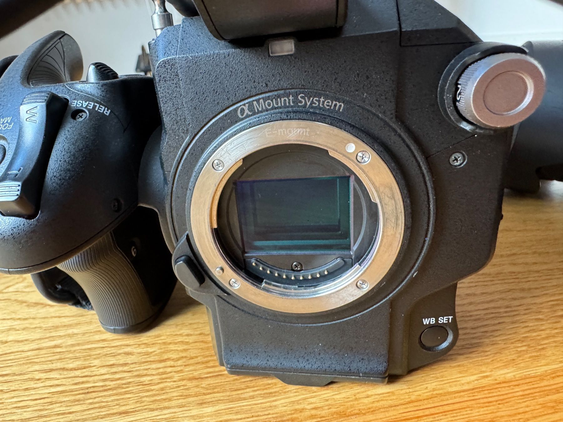Sony Videocamere: Sony Fs5 inkl. Objektiv – Usato da Schlatt TG venduto da a.more4 3