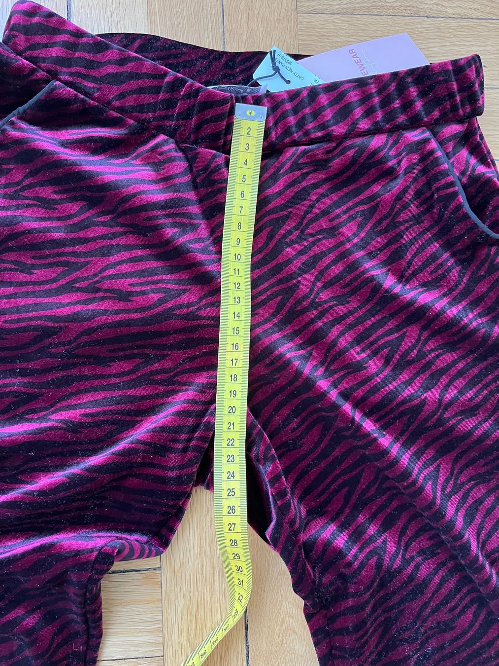Pantaloni: New velour pants  size S – Nuovo (secondo la descrizione) da Chêne-Bougeries venduto da Seetooyoo 5