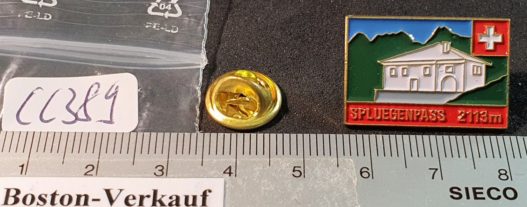 Placchette & Badge: CC389 - Pin Switzerland Spluegenpass – Usato da Reinach BL venduto da Boston-Verkauf 1