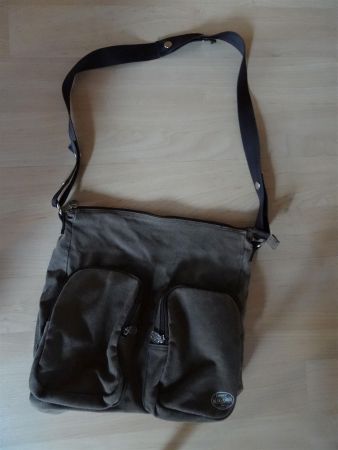 braune Umhängetasche DKNY Be delici. MEN