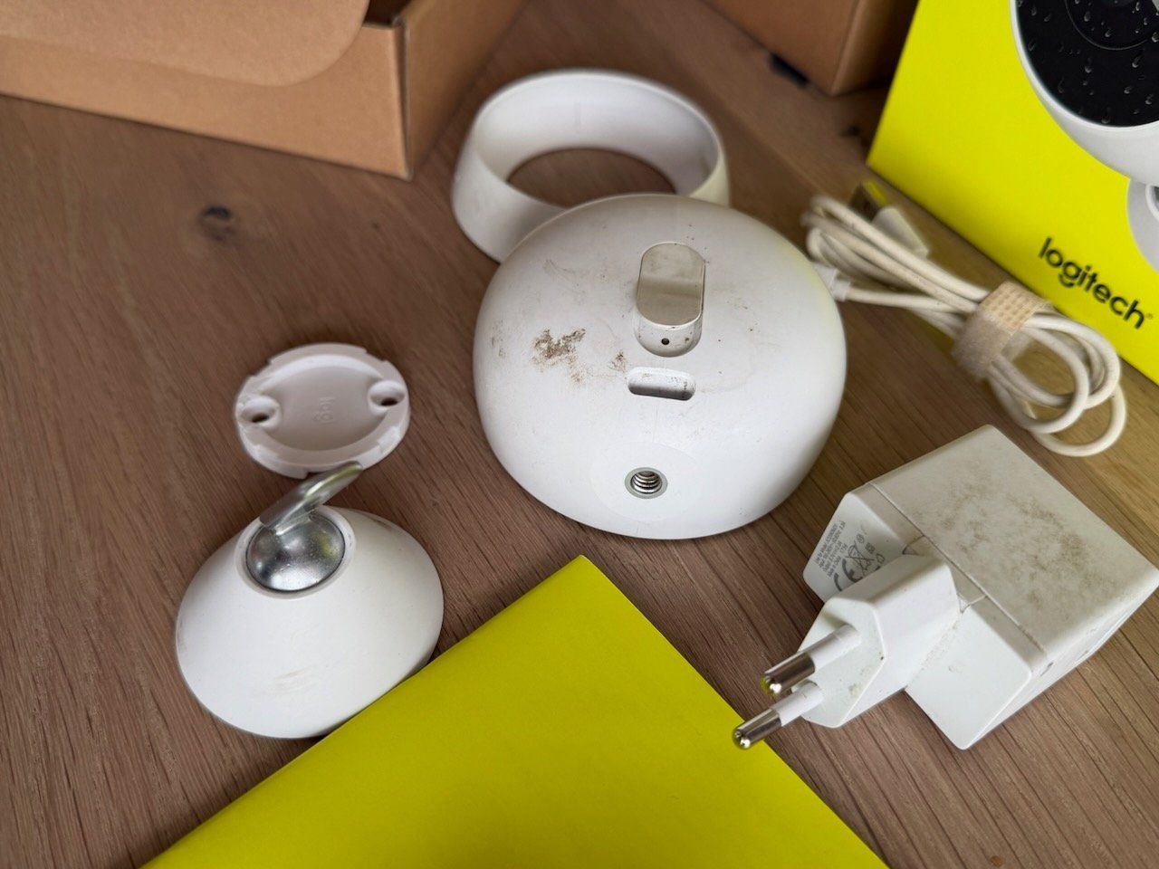 Sistemi d'allarme: Logitech Circle 2 Homekit Überwachungskamera – Usato da Gebenstorf venduto da doomedsardines 3