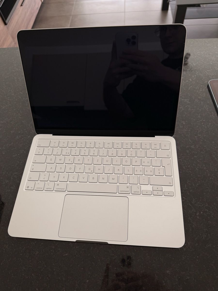 Apple Notebooks: MacBook Neo 256GB – Gebraucht aus Niedergesteln von Lab_r7nl 1