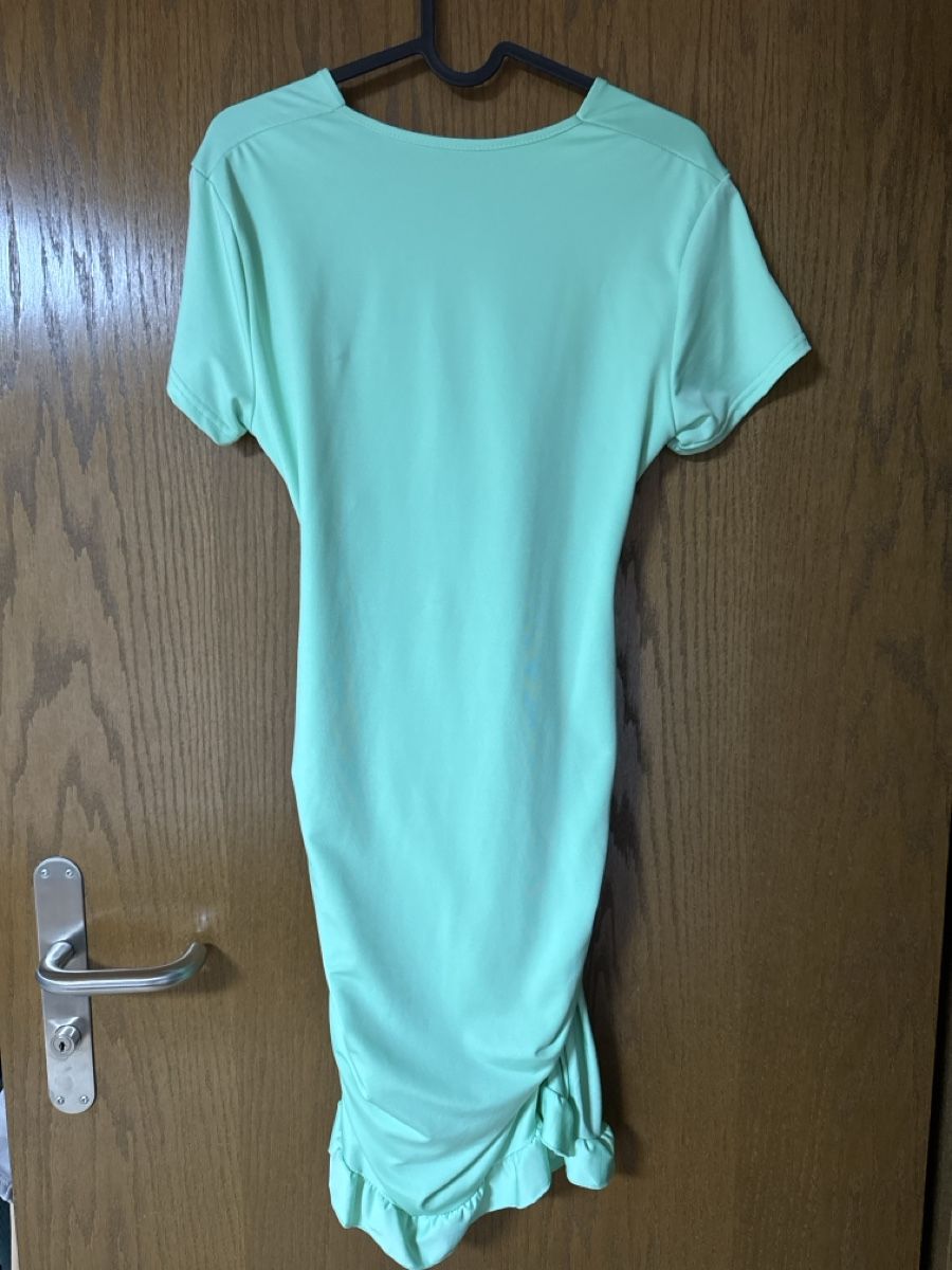 Vestiti: Mintfarbenes Sommerkleid mit Cut-Outs, Grösse M – Usato da Heiden venduto da Bettyk11. 1