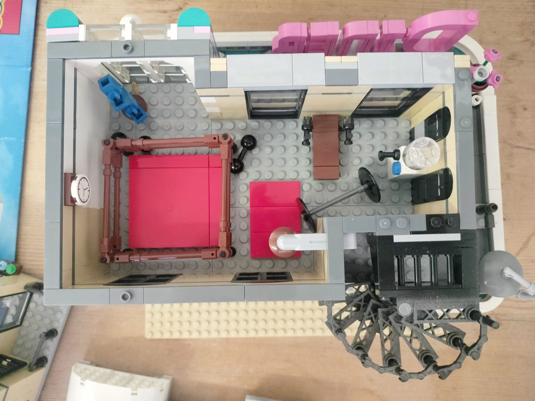 Lego Spielzeuge: Lego Creator Expert 10260 American Diner Modular ab 1.- – Gebraucht aus Wil SG von RoyalBricks 6
