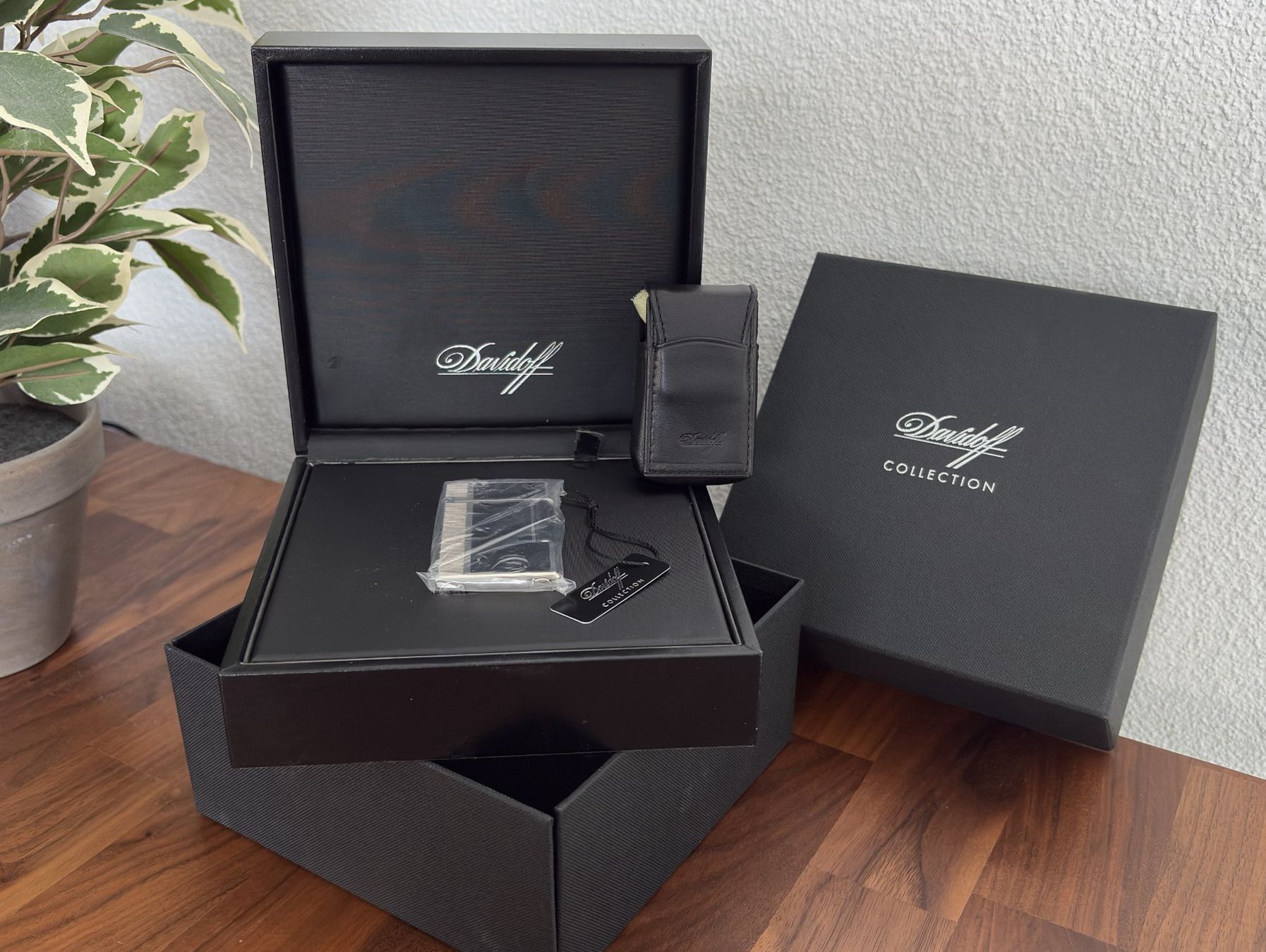 Davidoff Accendini: Davidoff Prestige Line Zigarren‑Feuerzeug – Nuovo e nell'imballaggio originale da Egerkingen venduto da Luckyluj 1