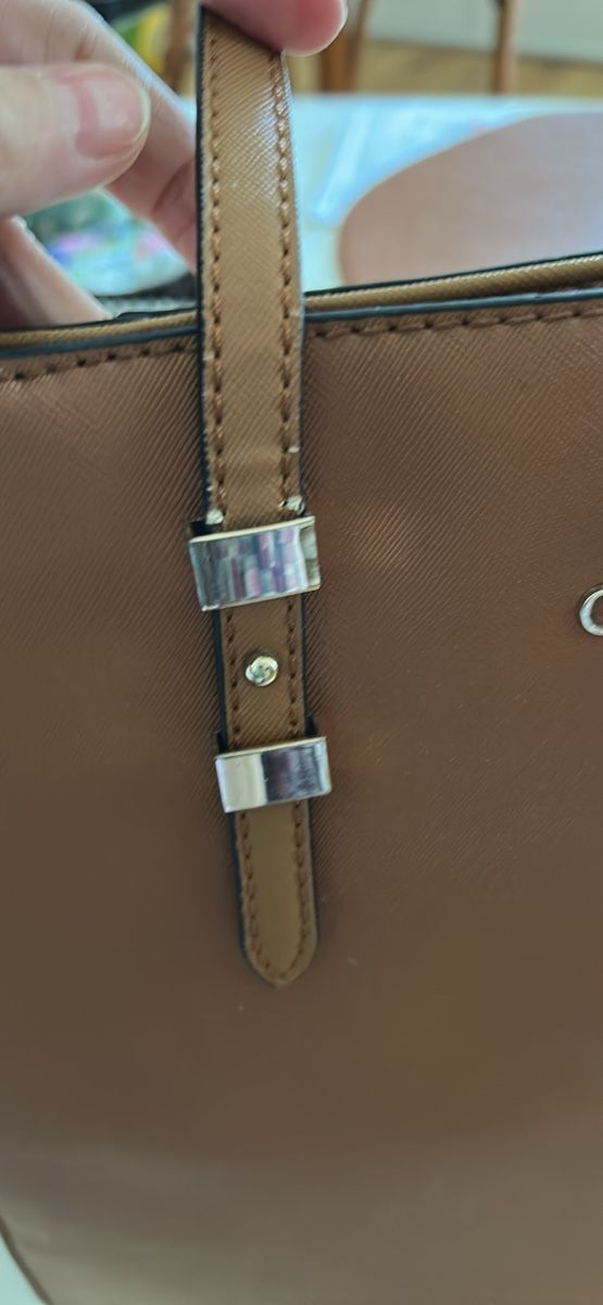 Borse da donna: Guess sac cabas  – Usato da Veytaux venduto da ccristina 4