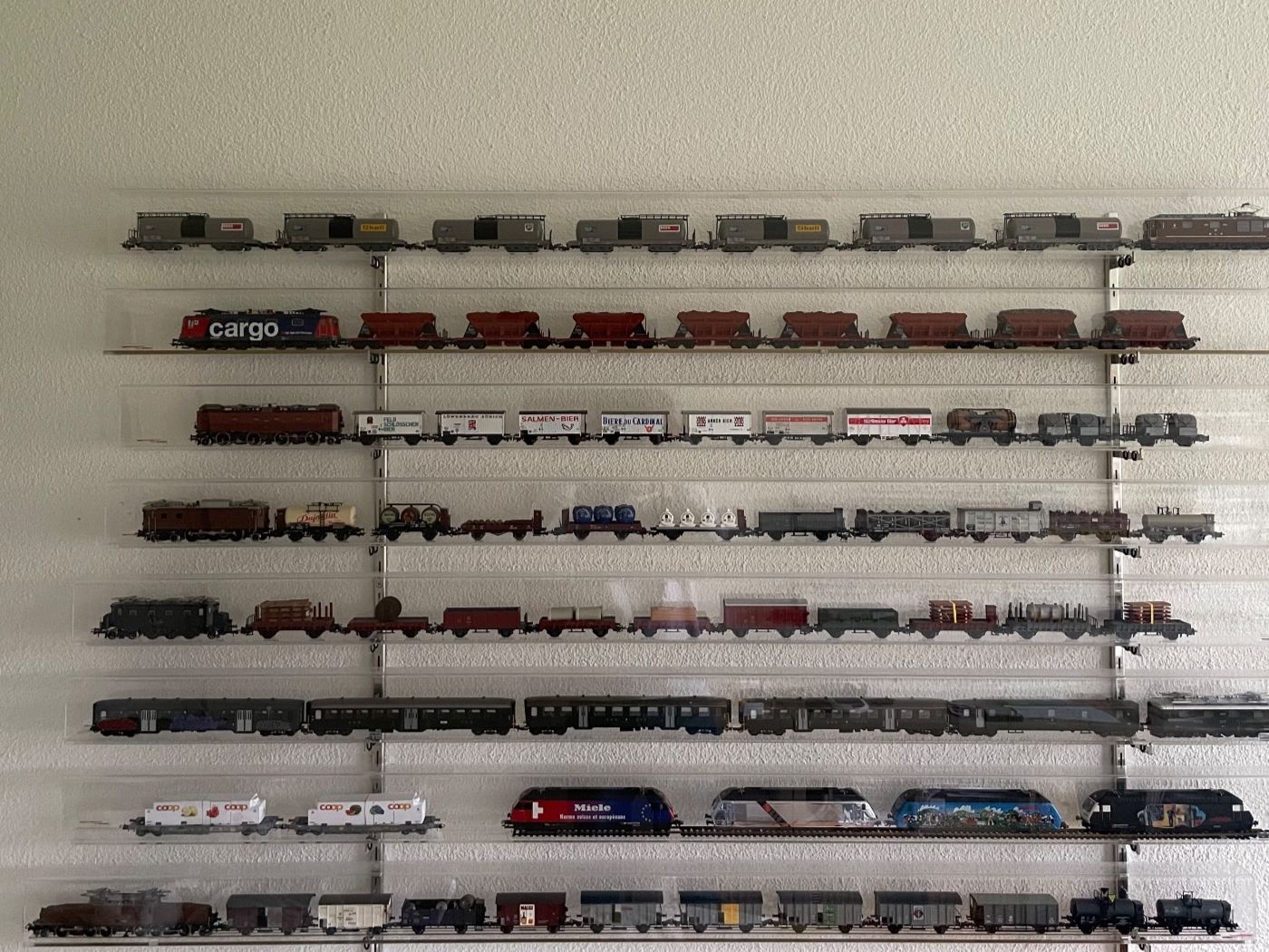 Modellini di ferrovie: Wunderschöne Sammlung mit 41 Lokomotiven – Nuovo (secondo la descrizione) da Uster venduto da ruehan 2