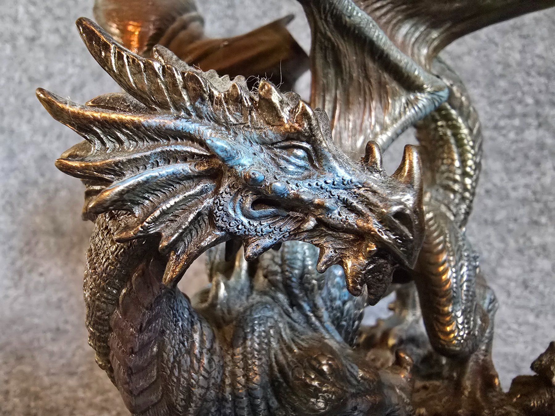 Statuette: Drachen Figur – Usato da Wattwil venduto da Yoshi.97