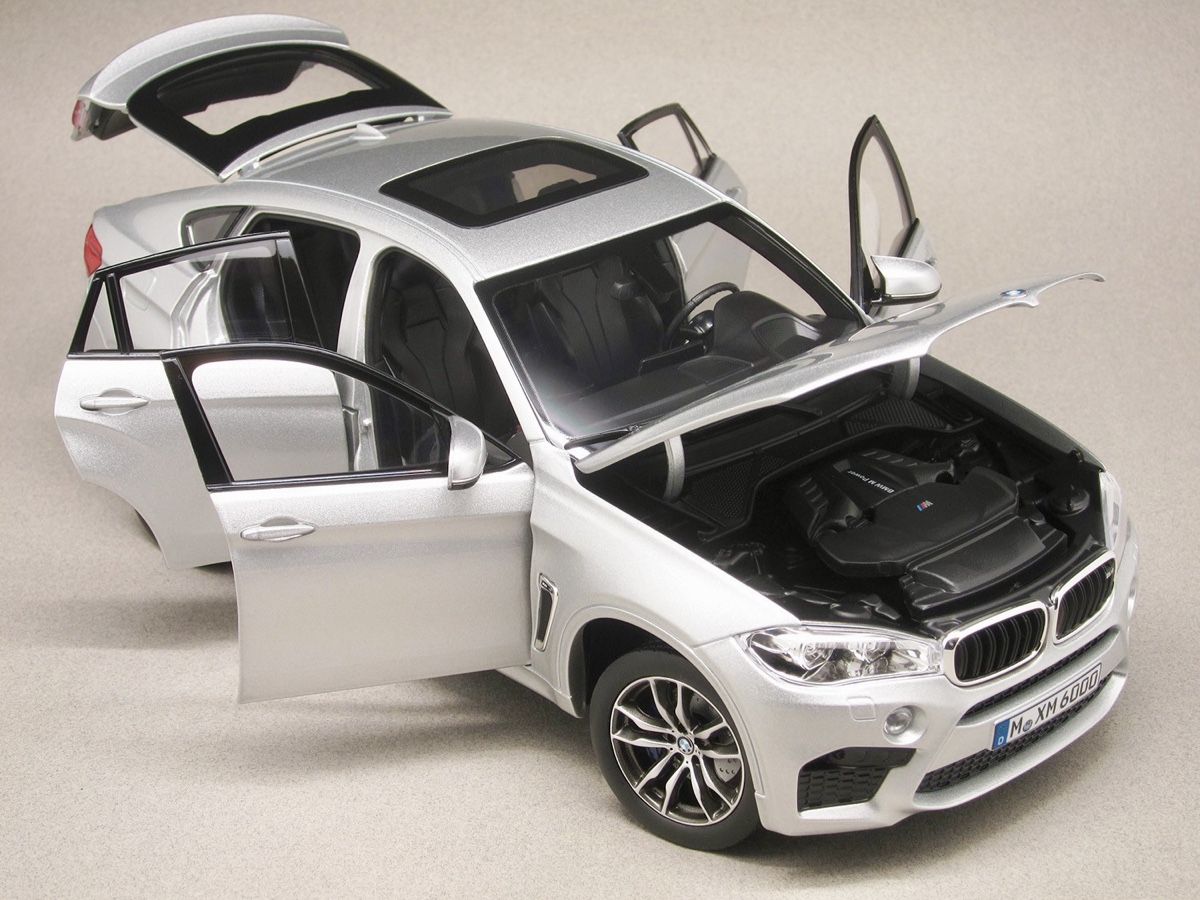 BMW Modellini d'auto: BMW X6 M 2015 MASSSTAB 1:18 SILBERMETALLIC – Nuovo e nell'imballaggio originale da Erlenbach im Simmental venduto da Model_box 6